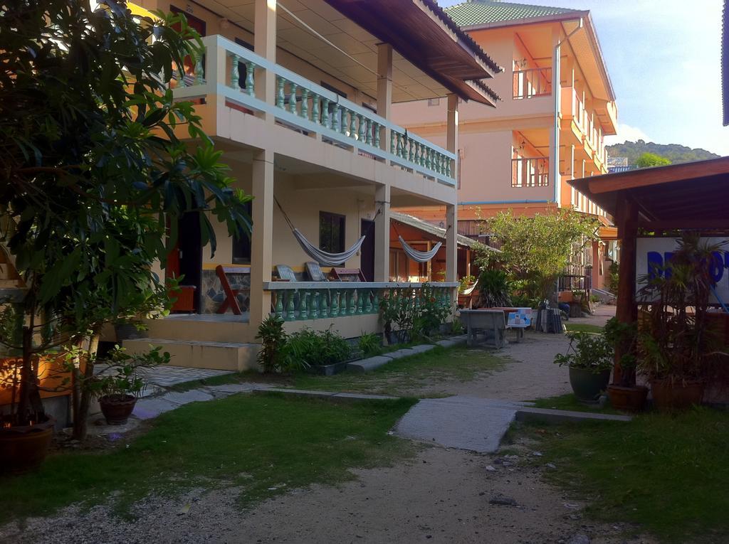 แบล็คแอนด์ไวท์ บังกะโล หาดริ้น ภายนอก รูปภาพ